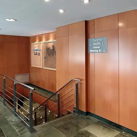 Sercotel Cornella Barcelona Отель Корнелья де Лиобрегат