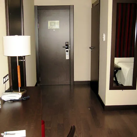 Sercotel Cornella Barcelona Отель 3*