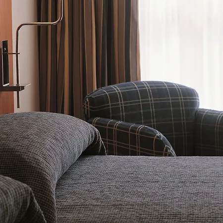 Sercotel Cornella Barcelona Отель