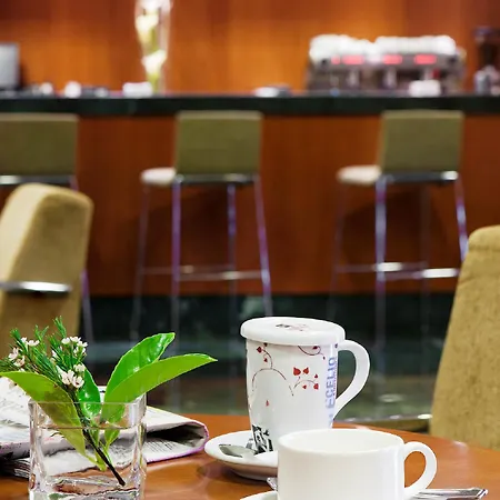 Sercotel Cornella Barcelona Отель Корнелья де Лиобрегат